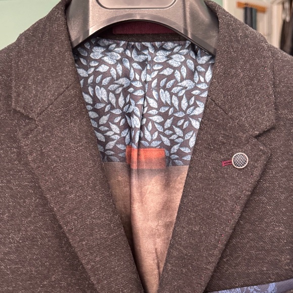 Ted Baker Black and Burgundy Gradient Blazer - Picture 3 of 14